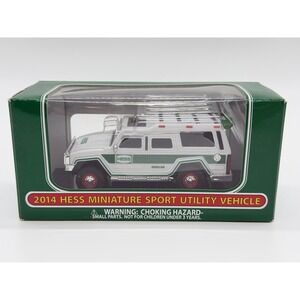 1:64 Scale Hess Miniature SUV Sport Utility Vehicle 2014 w/ Box & Base NEW